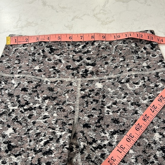 Athleta Elation Textured 7/8 Tight Leggings Meadow Decadent Chocolate Medium - Picture 15 of 16